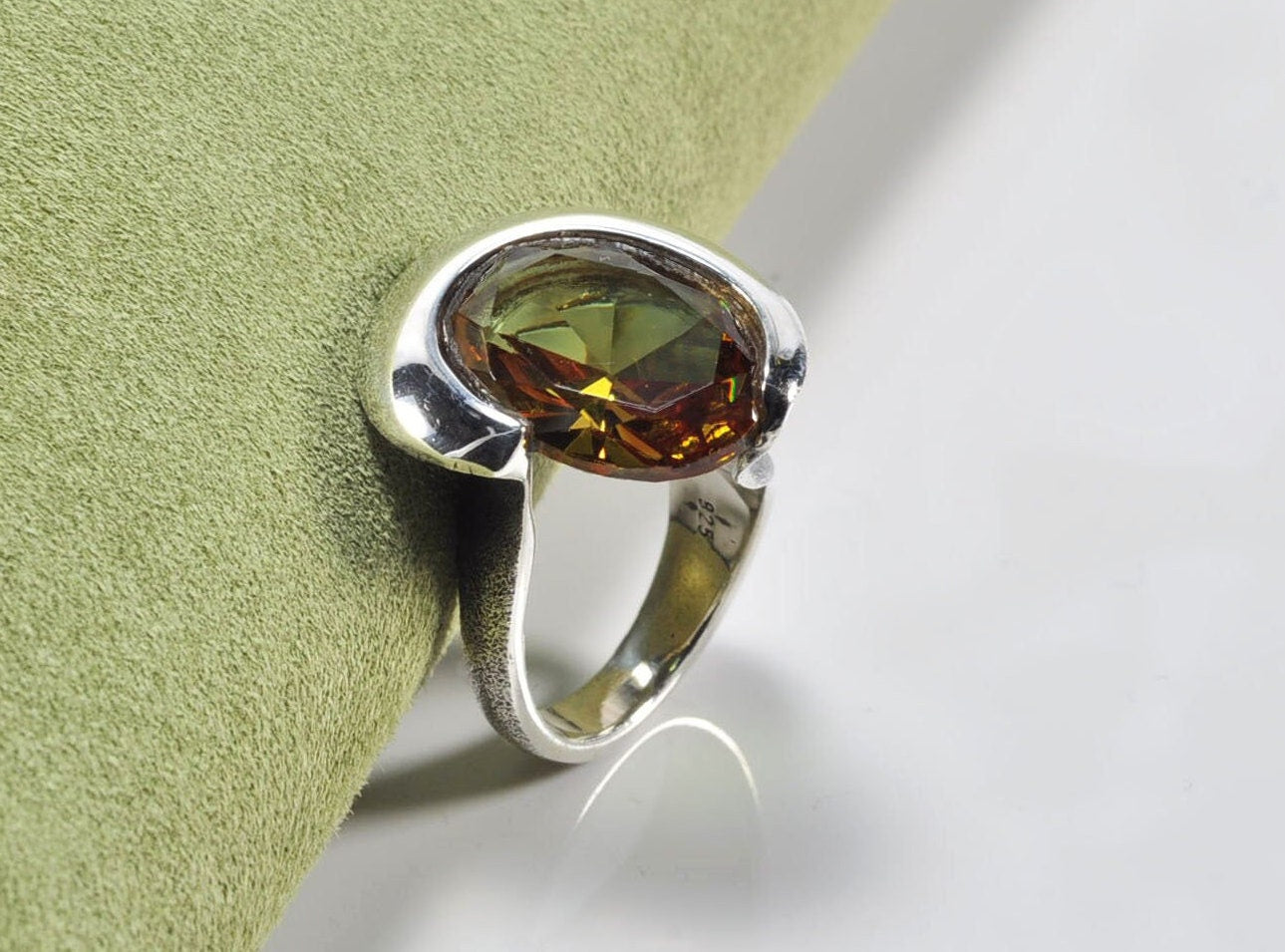 Handmade Sultanite Silver Color Changing Ring, Handcrafted Sultanite Jewelry,Wedding Ring Gift, Birthday Gift ,Gift for Her