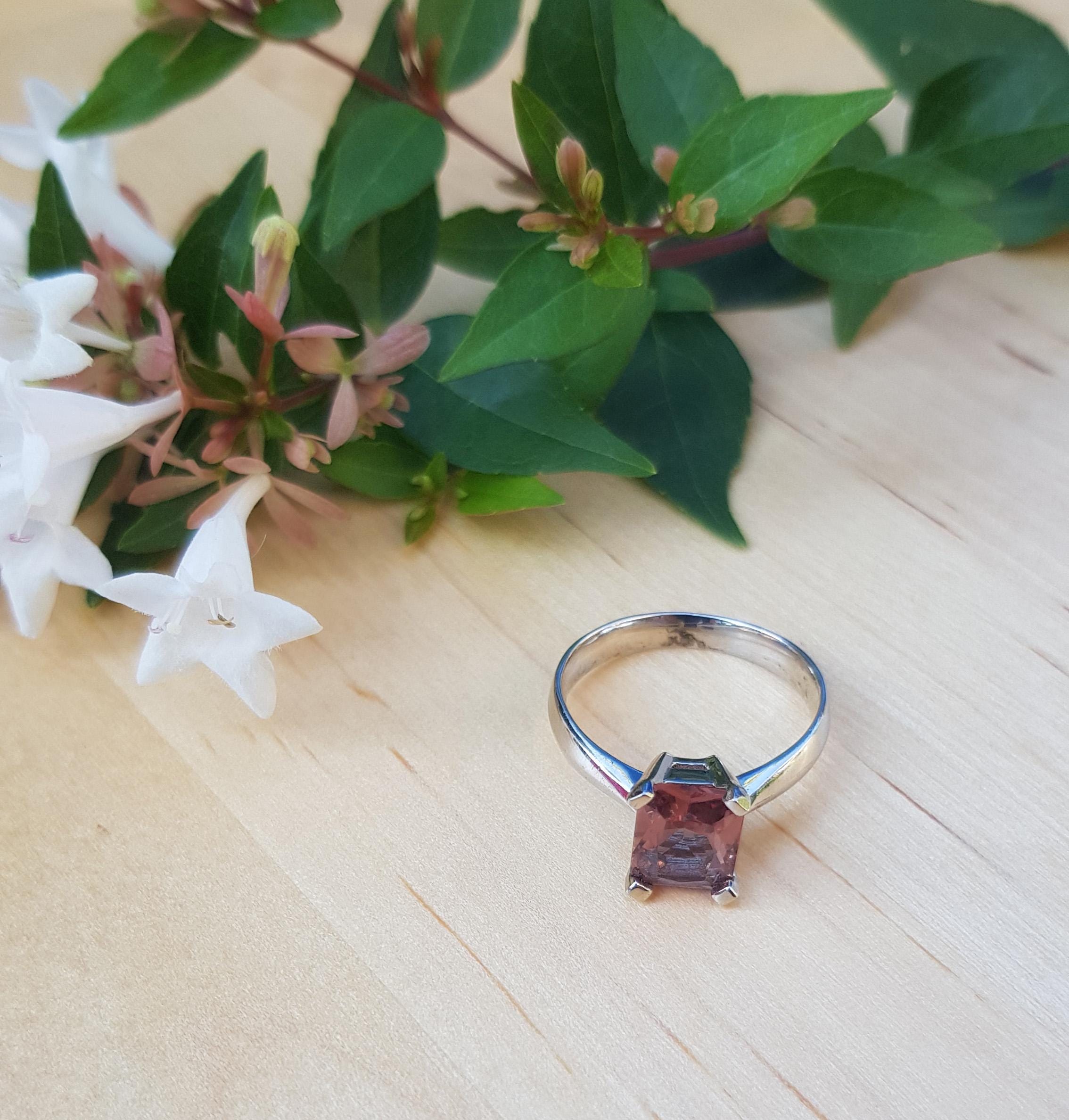 Handmade Color Changing Sultanite Silver Ring: Turkish Gemstone Jewelry