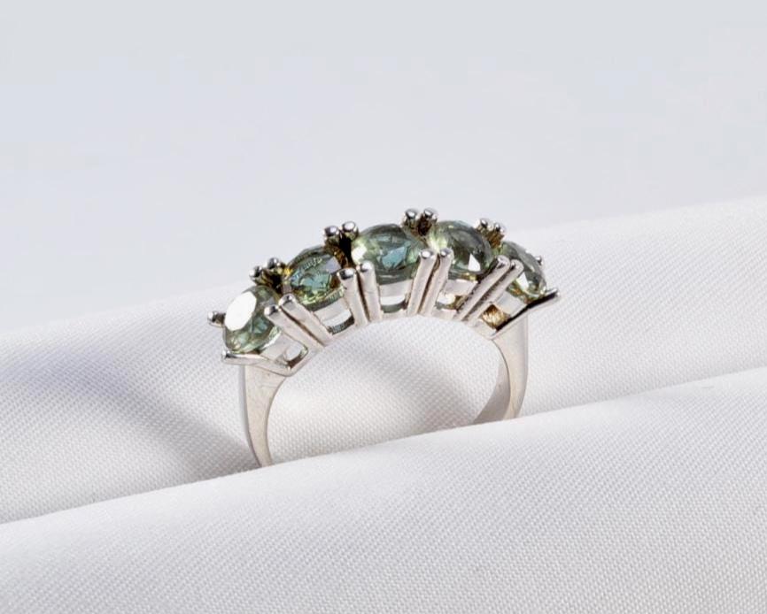 Handcrafted Seven Faceted Stones Zultanite Sterling Silver Ring, Color‑Shift Gemstone Jewelry