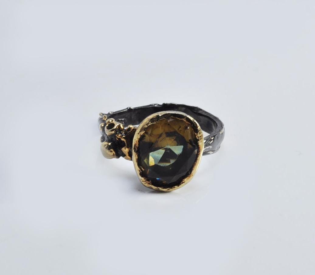 Handmade Color Changing Sultanite Silver Ring: Turkish Gemstone Jewelry