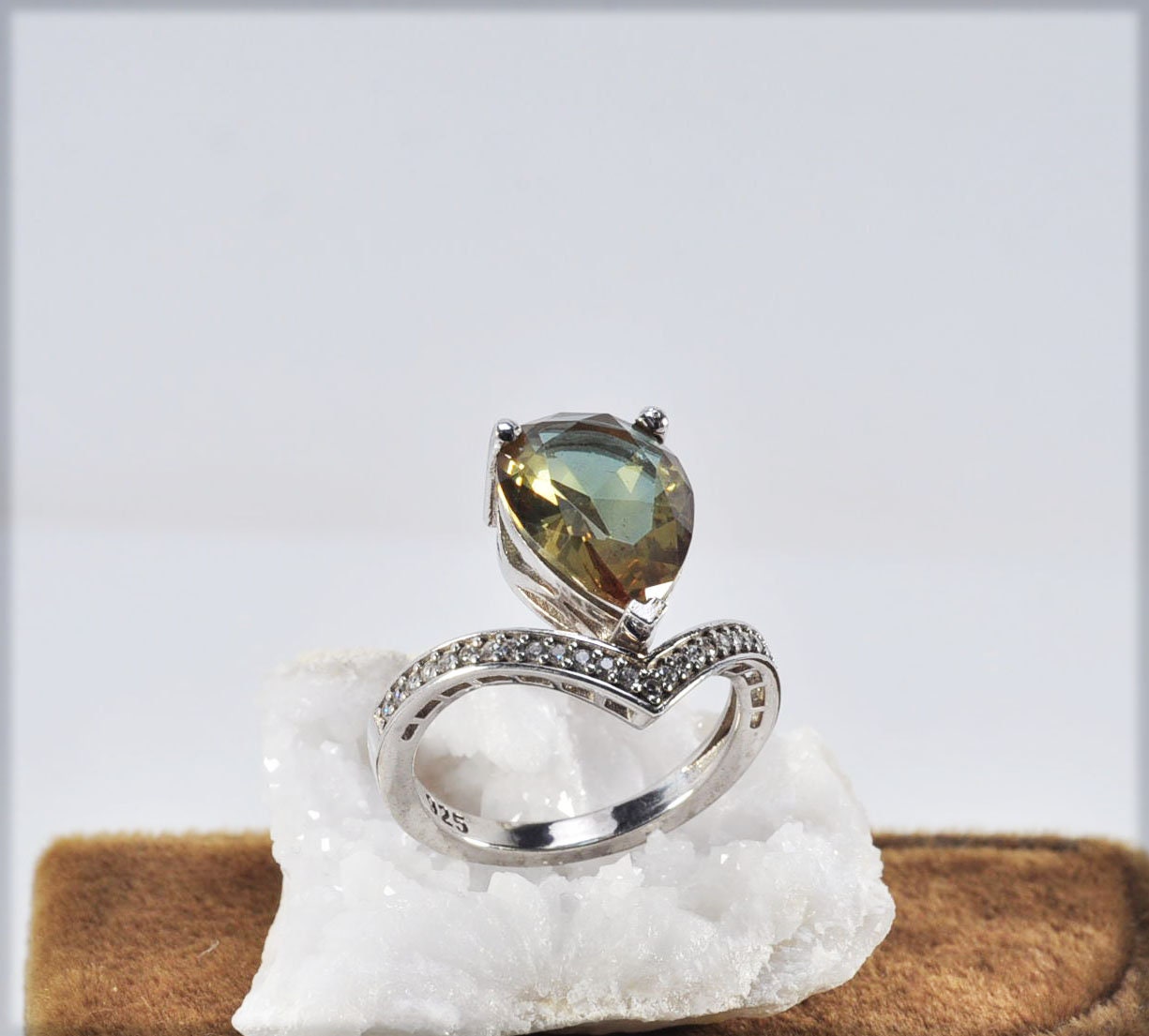 Handmade Color Changing Sultanite and Zircon Silver  Ring, Handcrafted Sultanite Jewelry,Gift for Her