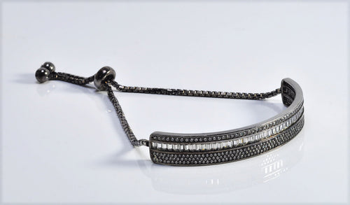 Elegant Black Silver Zircon Bracelet – Unique Handmade Gemstone Jewelry
