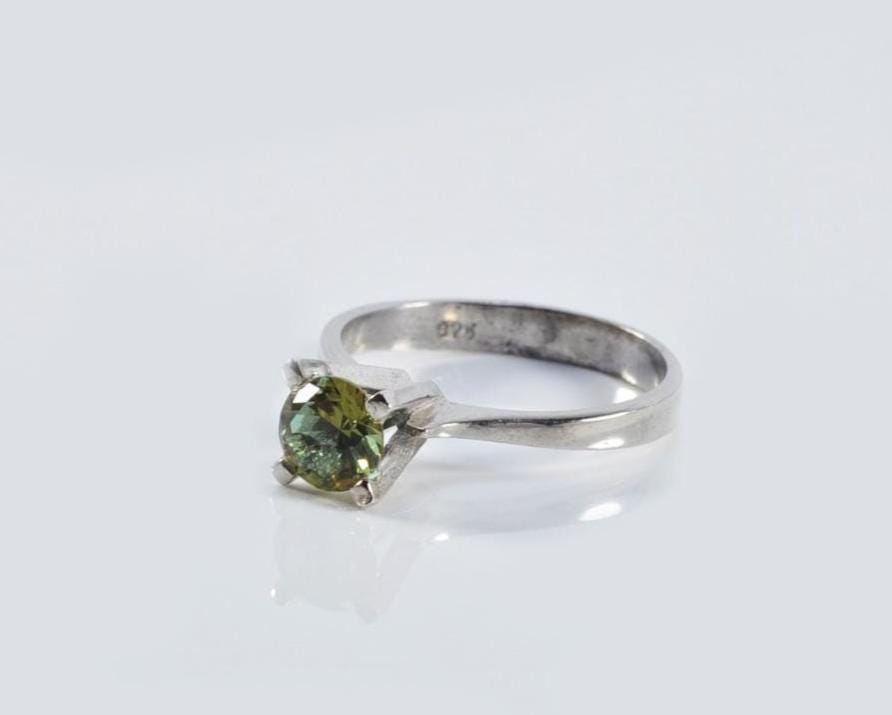 Handmade Color Changing Sultanite Silver Ring: Turkish Gemstone Jewelry