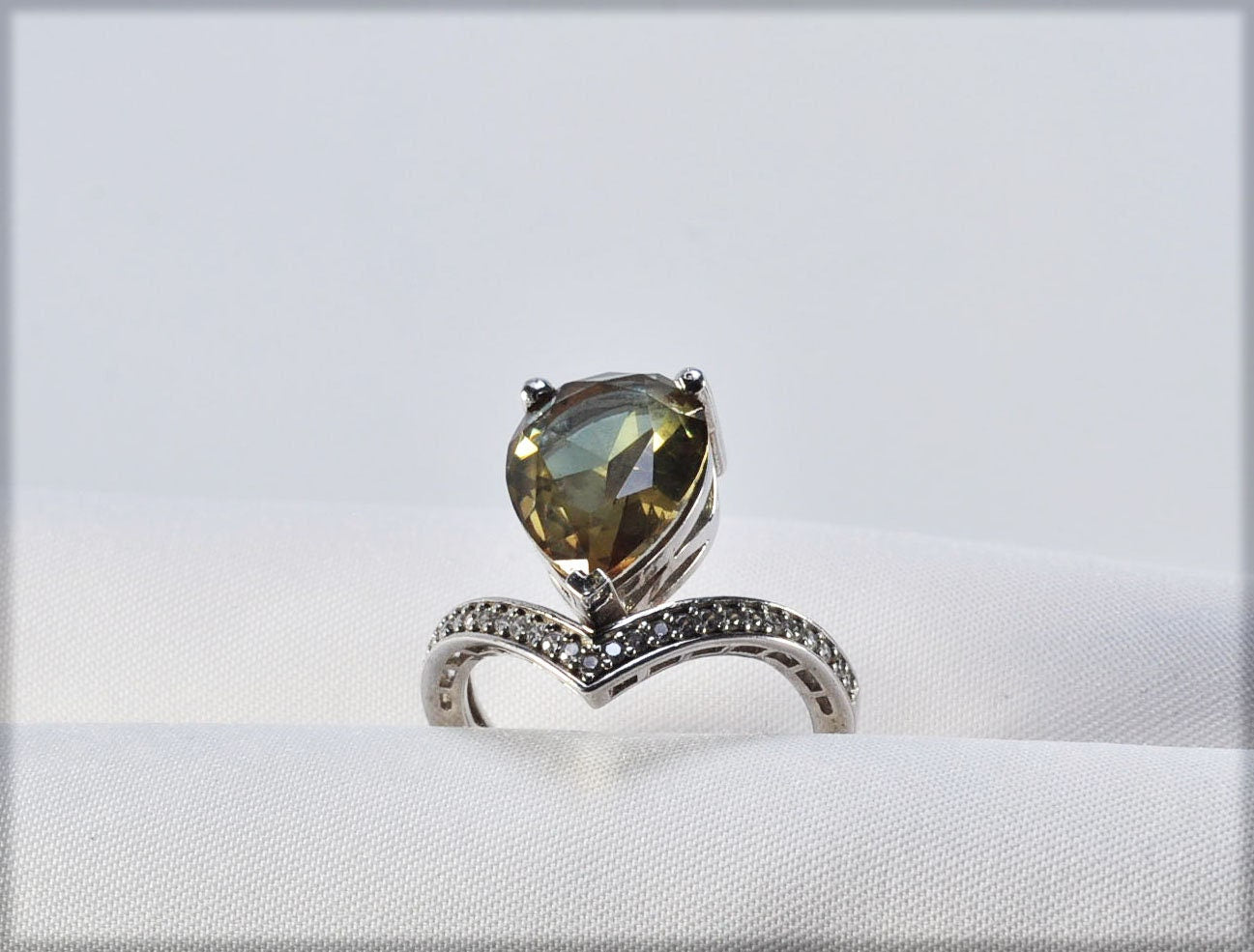 Handmade Color Changing Sultanite and Zircon Silver  Ring, Handcrafted Sultanite Jewelry,Gift for Her