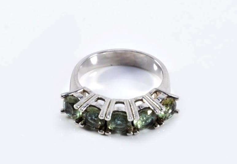 Handcrafted Seven Faceted Stones Zultanite Sterling Silver Ring, Color‑Shift Gemstone Jewelry