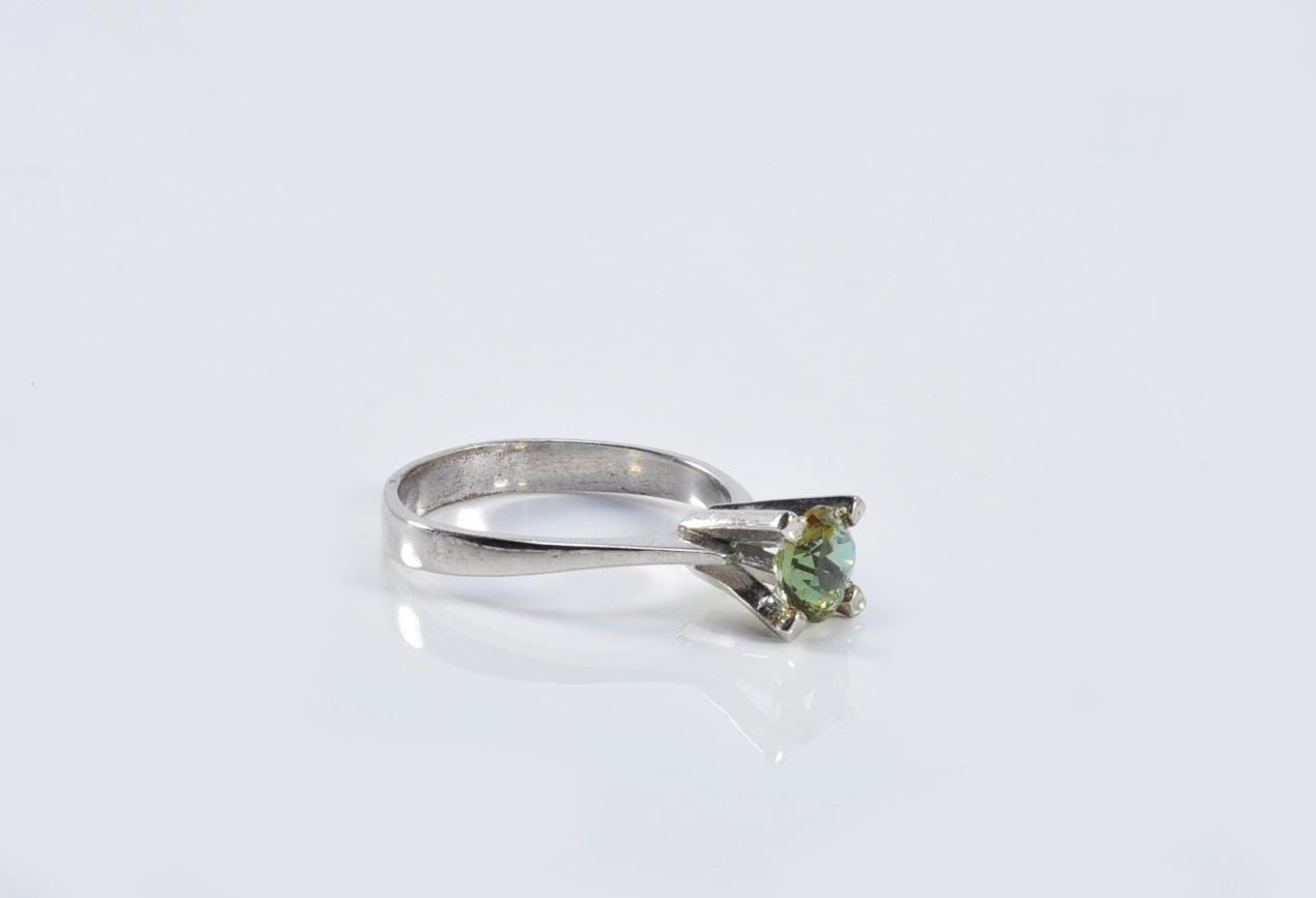 Handmade Color Changing Sultanite Silver Ring: Turkish Gemstone Jewelry