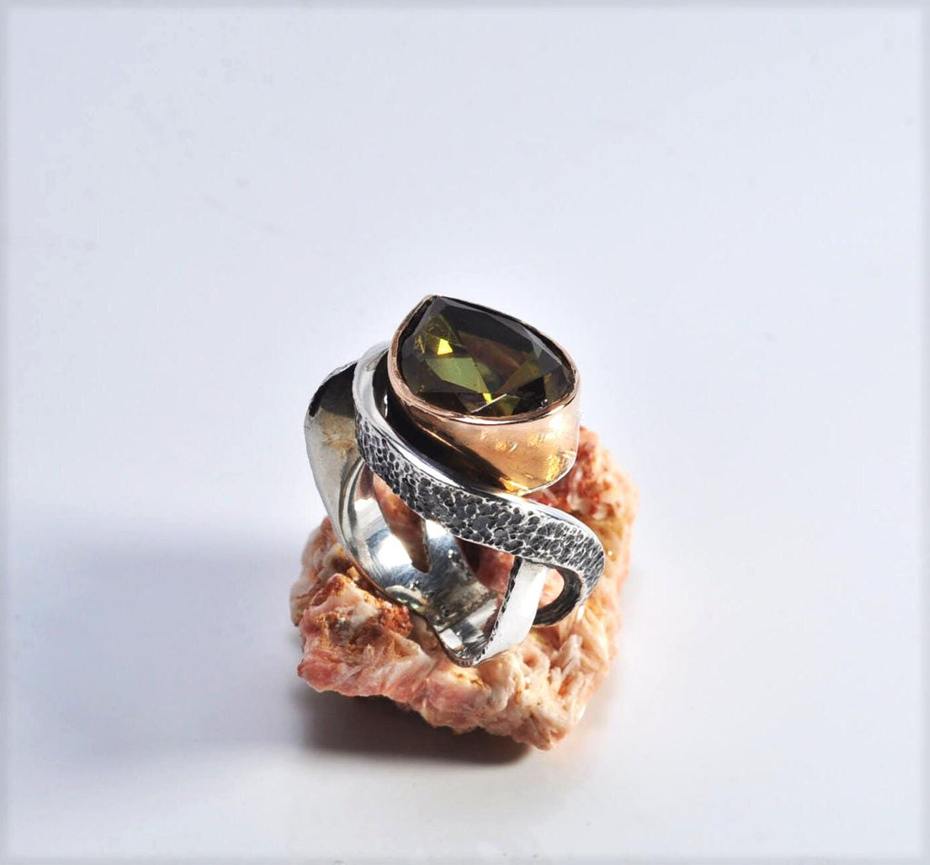 Handmade Color Changing Sultanite Silver Ring: Turkish Gemstone Jewelry