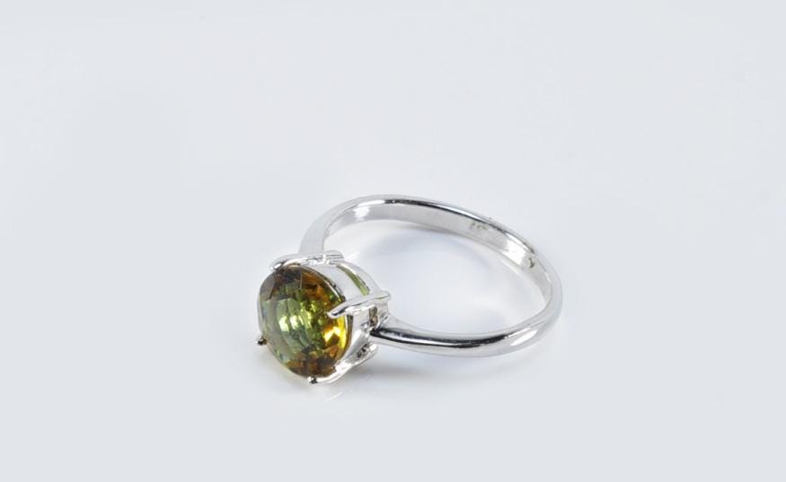 Handmade Color Changing Sultanite Silver Ring: Turkish Gemstone Jewelry