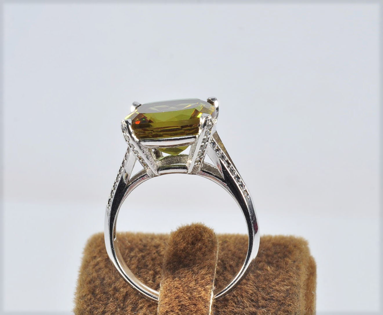 Handmade Sultanite Silver Color Changing Ring, Handcrafted Sultanite Jewelry,Turkish Diaspora Gift for Her