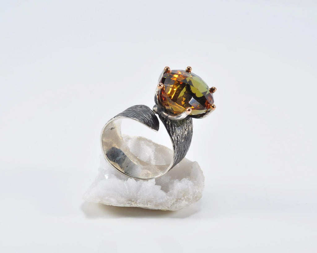 Handmade Color Changing Sultanite Silver Ring: Turkish Gemstone Jewelry