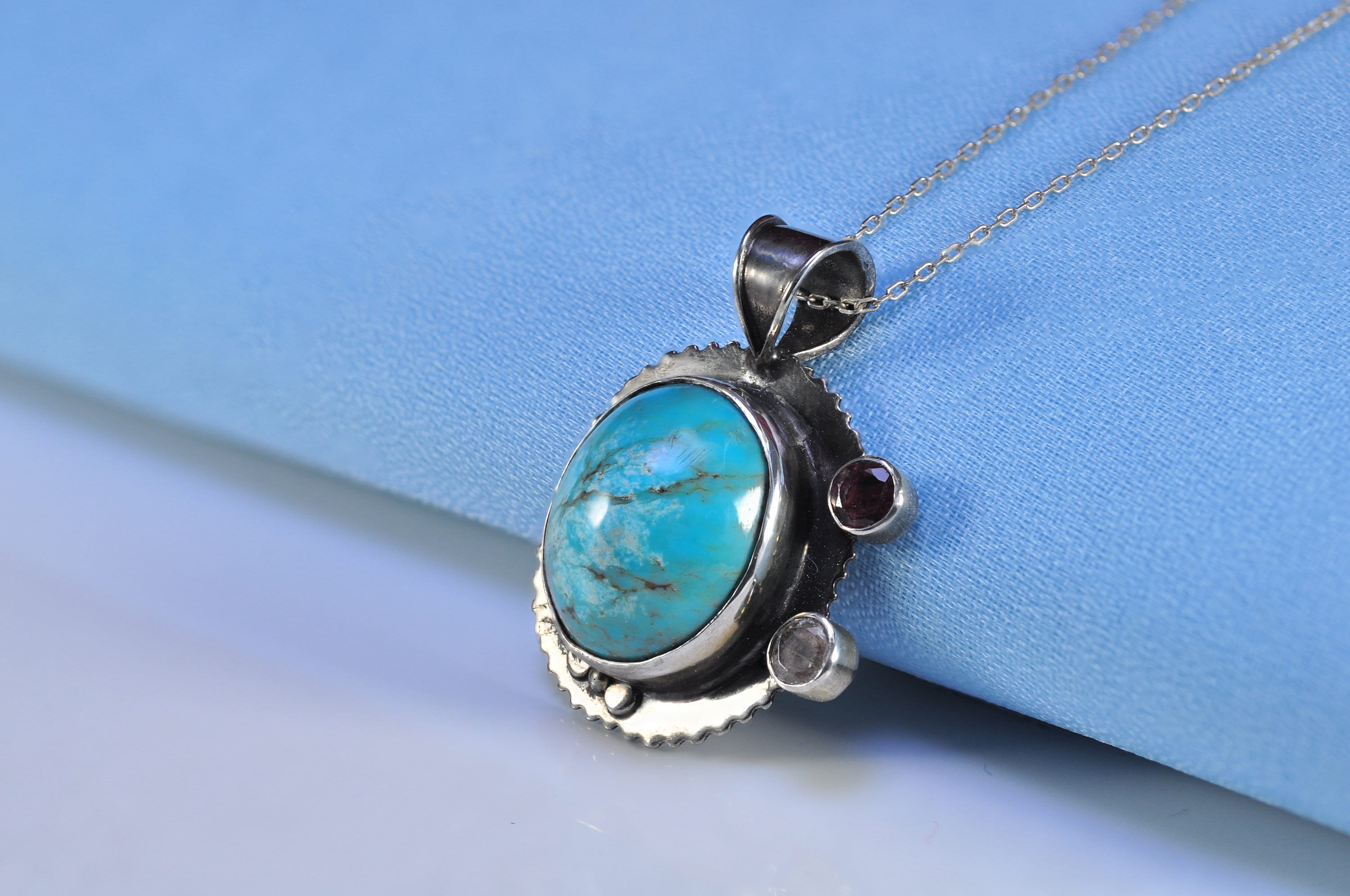 Handmade Genuine Natural Turqouise Silver Necklace,Turqouise Jewelry,Turqouise Gemstone Pendant,Round Cut Neclace,Handcrafted,Artist Design
