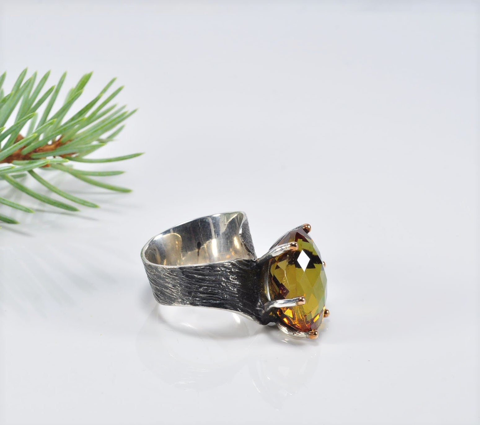 Handmade Color Changing Sultanite Silver Ring: Turkish Gemstone Jewelry